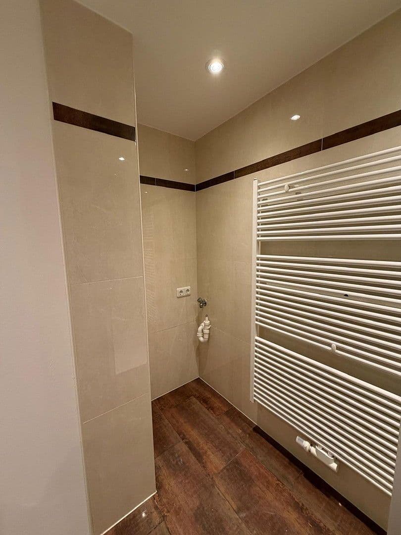 Predaj bytu 2-izbový 81 m², München, Bavorsko Predaj bytu 2-izbový 81 m², München, Bavorsko