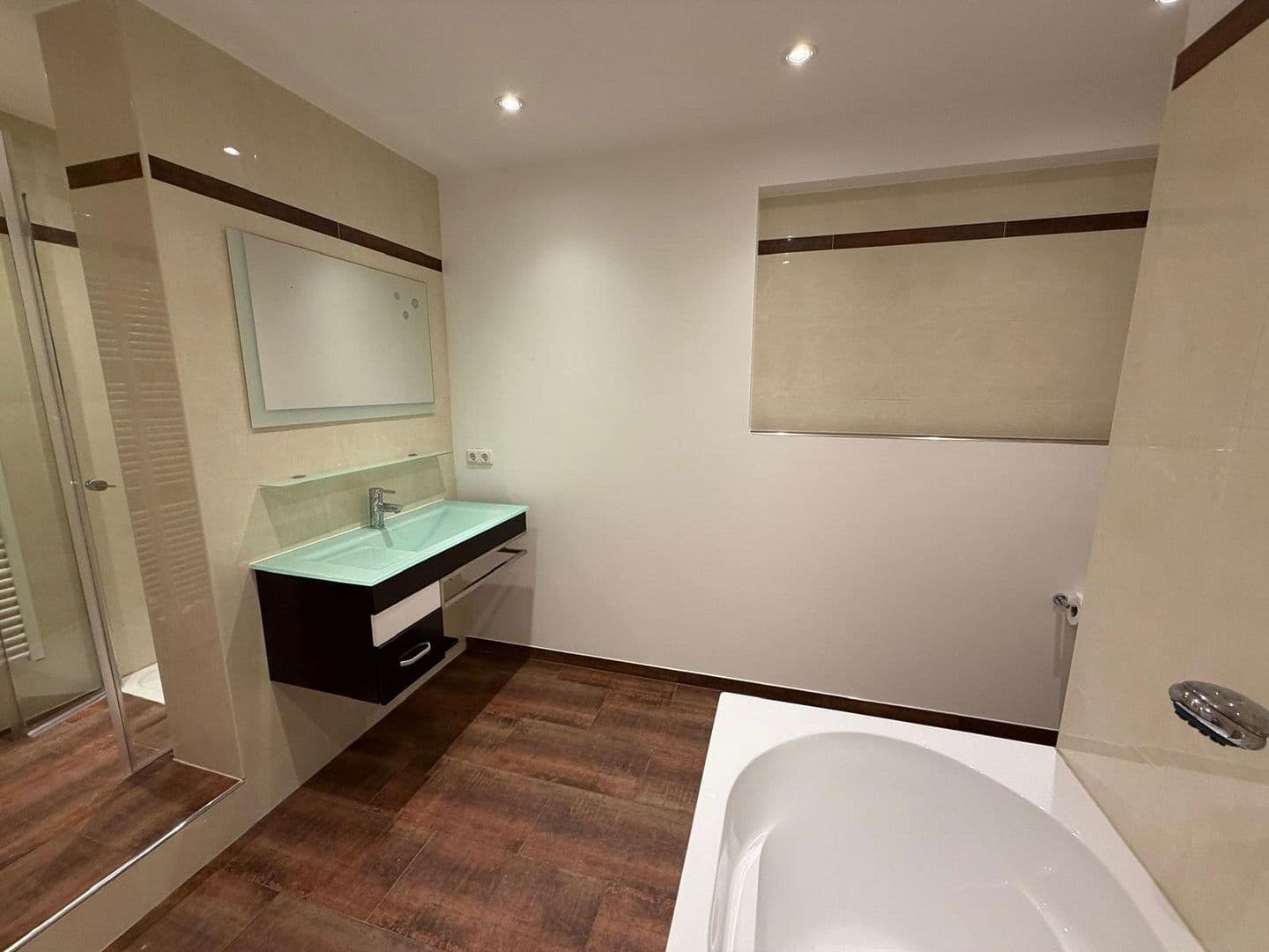 Predaj bytu 2-izbový 81 m², München, Bavorsko Predaj bytu 2-izbový 81 m², München, Bavorsko