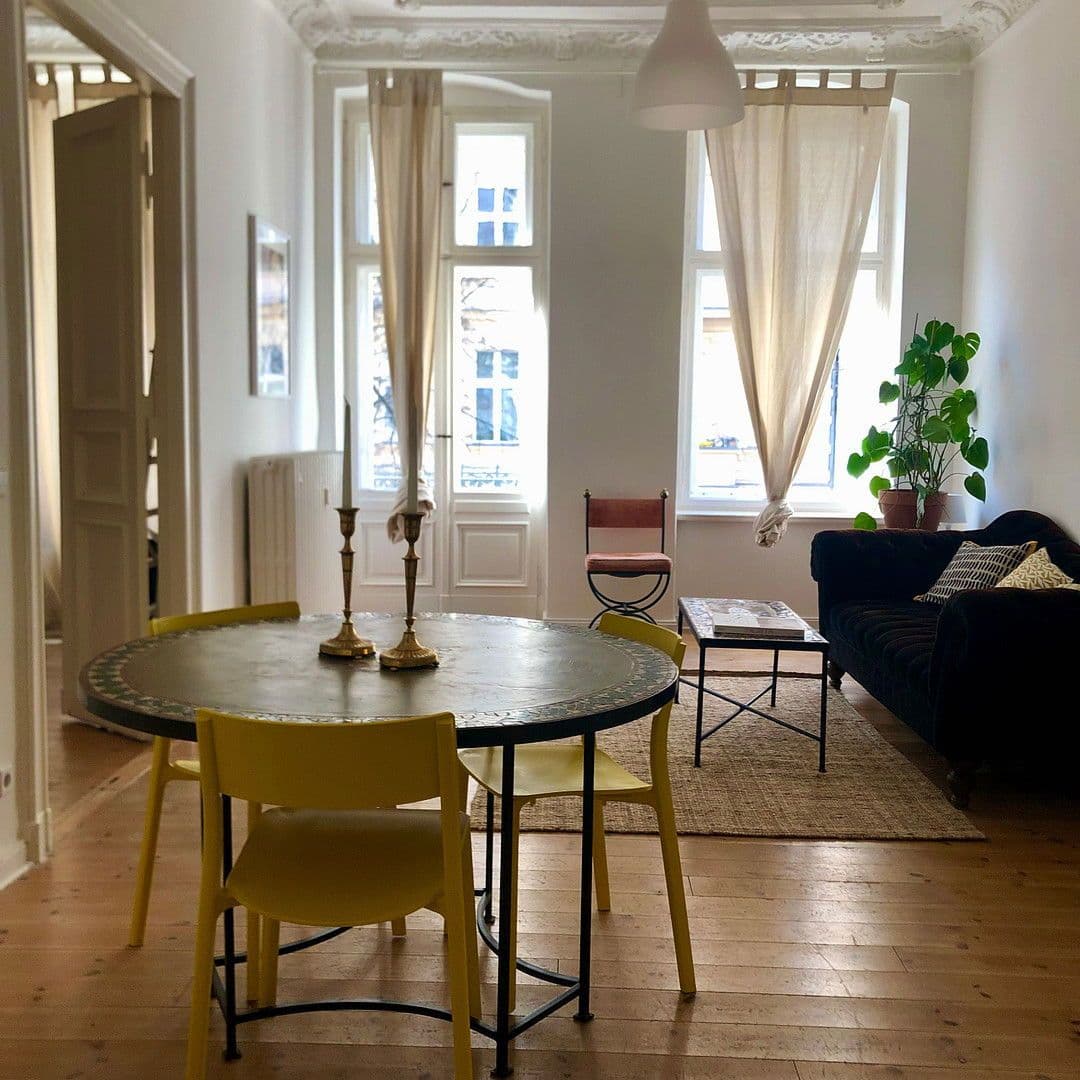 Prenájom bytu 2-izbový 76 m², Berlin, Berlín Prenájom bytu 2-izbový 76 m², Berlin, Berlín