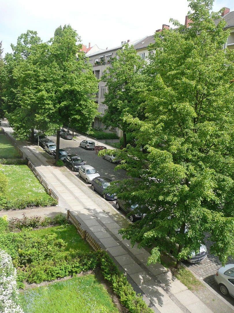 Prenájom bytu 1-izbový 38 m², Landhausstr. 4, Berlin, Berlín Prenájom bytu 1-izbový 38 m², Landhausstr. 4, Berlin, Berlín