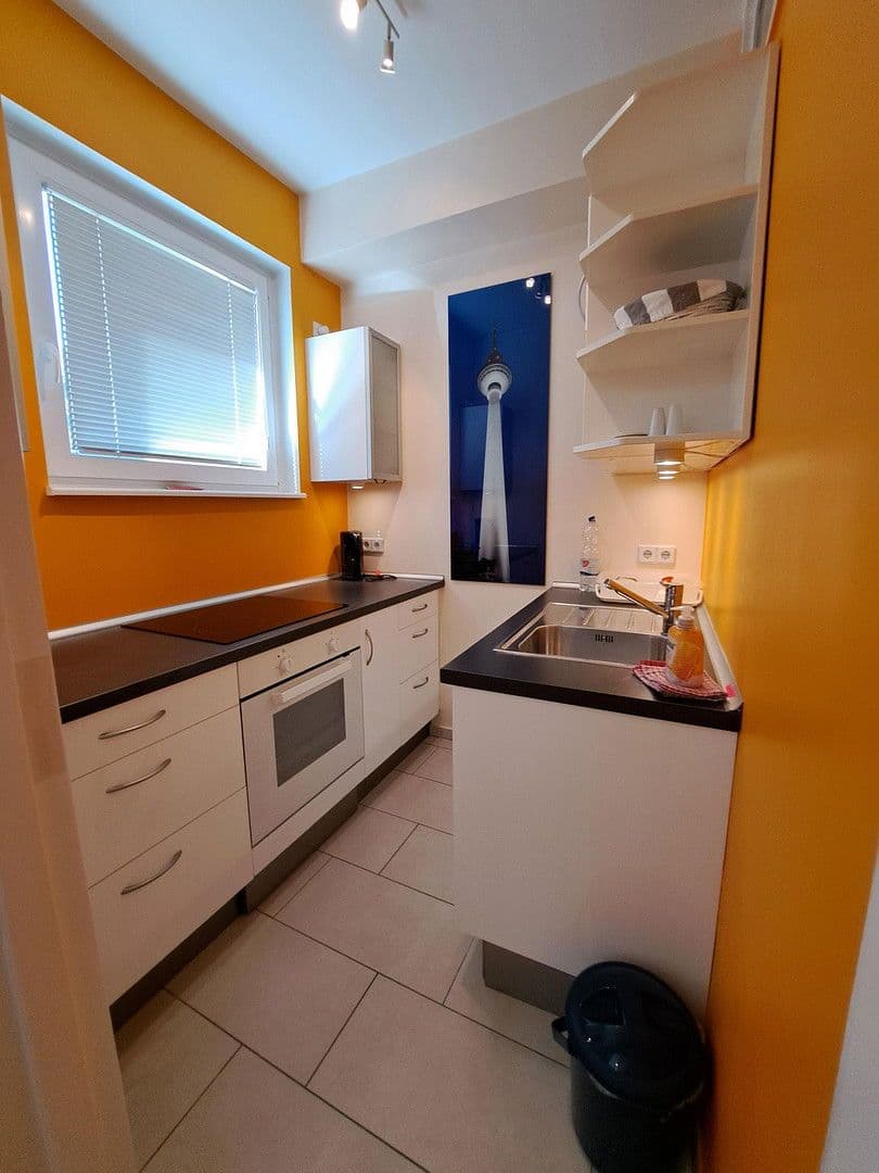 Prenájom bytu 1-izbový 35 m², Zähringerstr. 18, Berlin, Berlín Prenájom bytu 1-izbový 35 m², Zähringerstr. 18, Berlin, Berlín