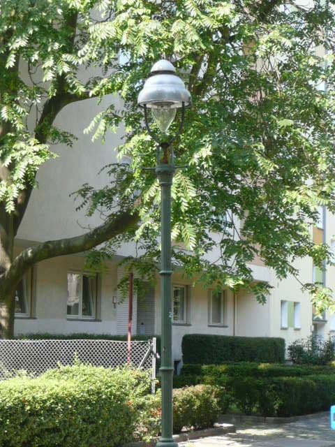 Prenájom bytu 1-izbový 38 m², Landhausstr. 4, Berlin, Berlín Prenájom bytu 1-izbový 38 m², Landhausstr. 4, Berlin, Berlín