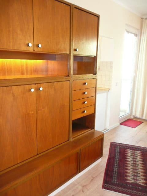 Prenájom bytu 1-izbový 38 m², Landhausstr. 4, Berlin, Berlín Prenájom bytu 1-izbový 38 m², Landhausstr. 4, Berlin, Berlín