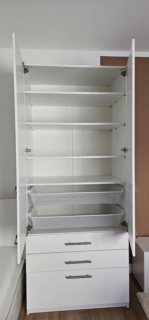 Prenájom bytu 1-izbový 24 m², Großbettlingen, Bádensko-Wurttembersko Prenájom bytu 1-izbový 24 m², Großbettlingen, Bádensko-Wurttembersko