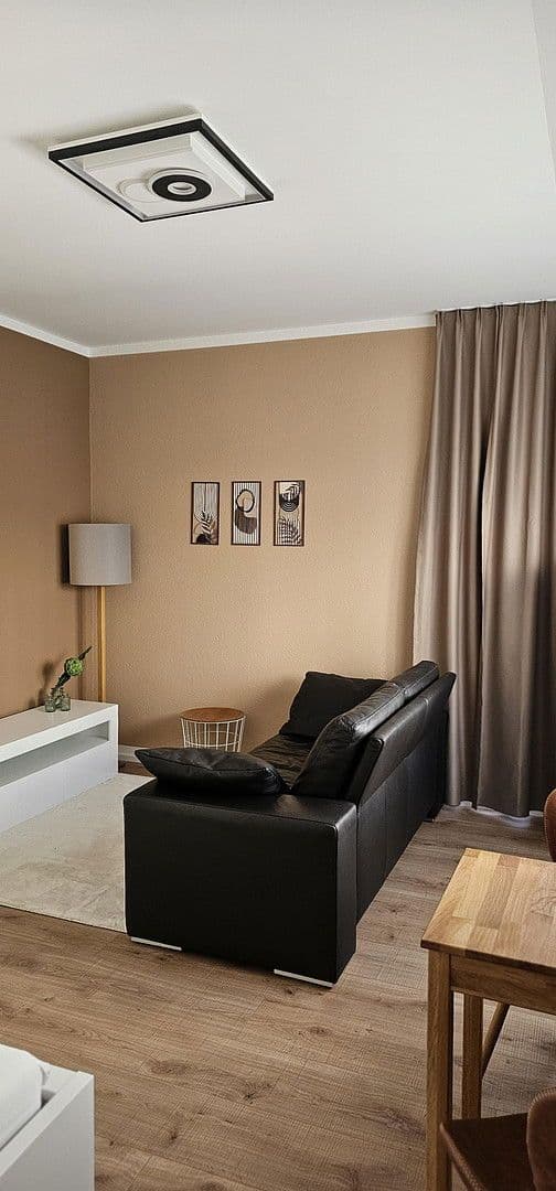 Prenájom bytu 1-izbový 24 m², Großbettlingen, Bádensko-Wurttembersko Prenájom bytu 1-izbový 24 m², Großbettlingen, Bádensko-Wurttembersko