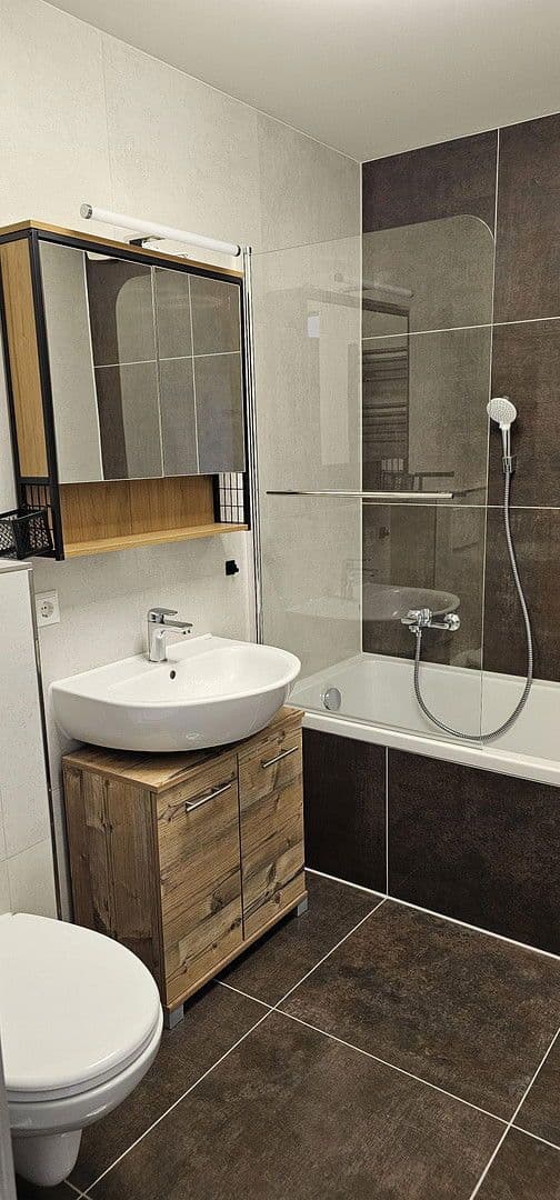 Prenájom bytu 1-izbový 24 m², Großbettlingen, Bádensko-Wurttembersko Prenájom bytu 1-izbový 24 m², Großbettlingen, Bádensko-Wurttembersko