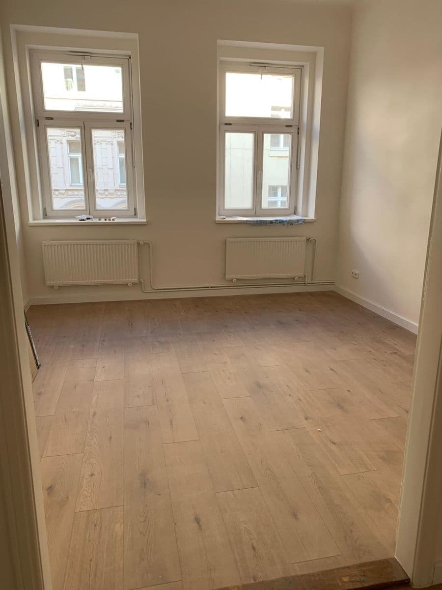 Prenájom bytu 2-izbový 70 m², Heřmanova, Praha, Praha Prenájom bytu 2-izbový 70 m², Heřmanova, Praha, Praha