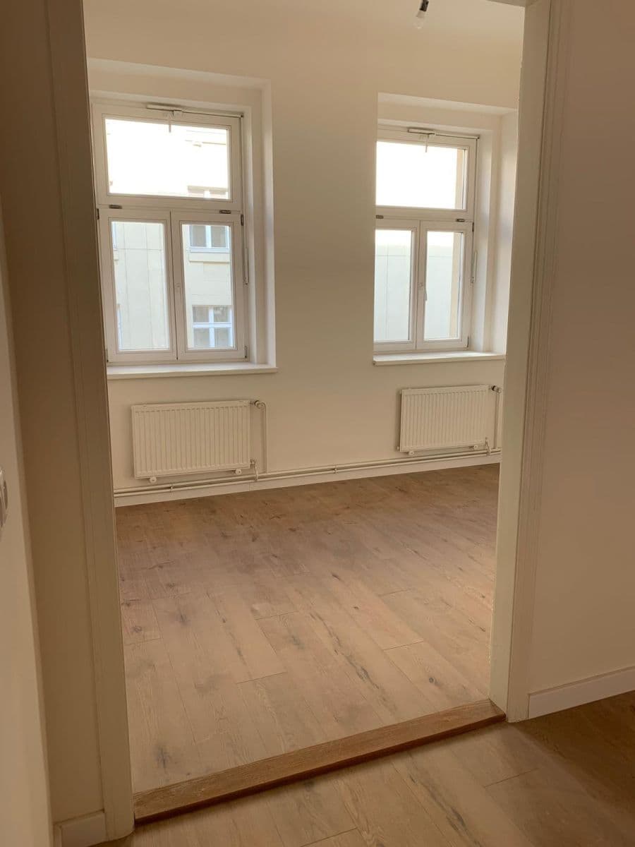 Prenájom bytu 2-izbový 70 m², Heřmanova, Praha, Praha Prenájom bytu 2-izbový 70 m², Heřmanova, Praha, Praha