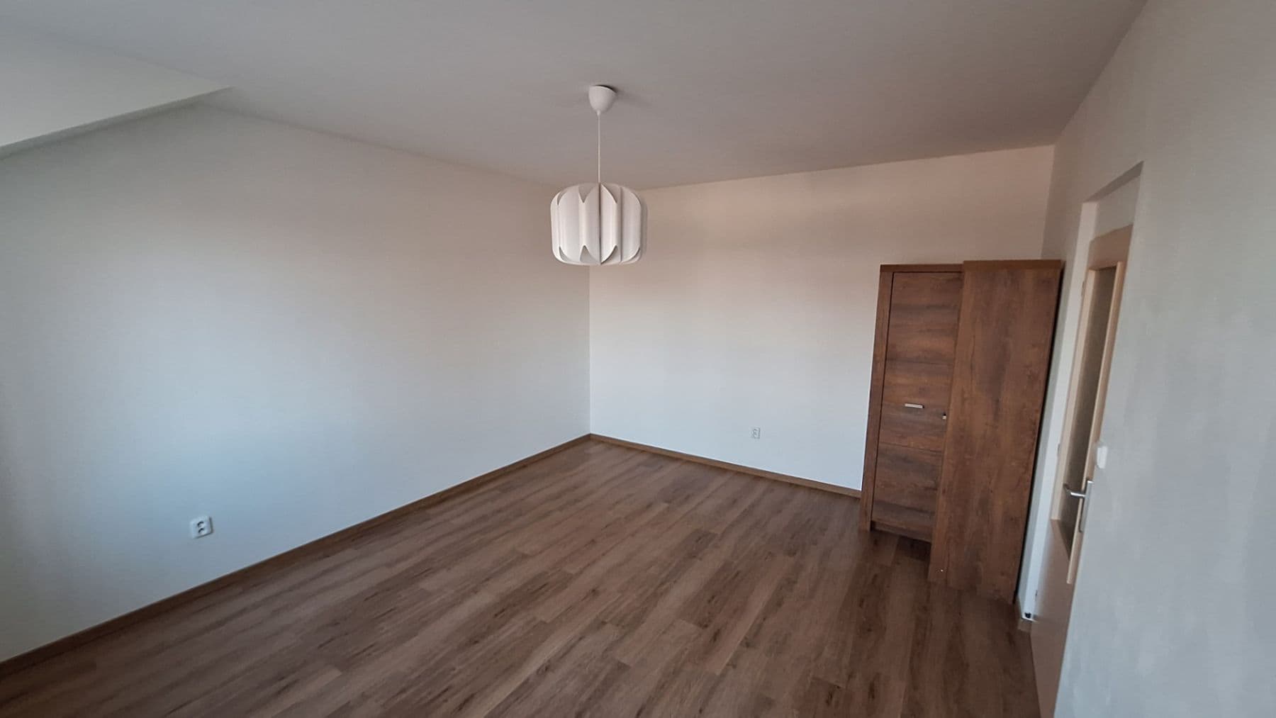 Prenájom bytu 2-izbový 53 m², Kaštanová, Milovice, Středočeský kraj Prenájom bytu 2-izbový 53 m², Kaštanová, Milovice, Středočeský kraj