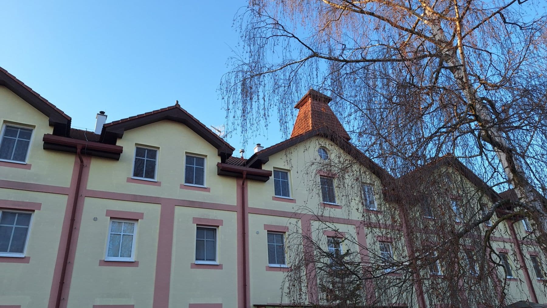 Prenájom bytu 2-izbový 53 m², Kaštanová, Milovice, Středočeský kraj Prenájom bytu 2-izbový 53 m², Kaštanová, Milovice, Středočeský kraj