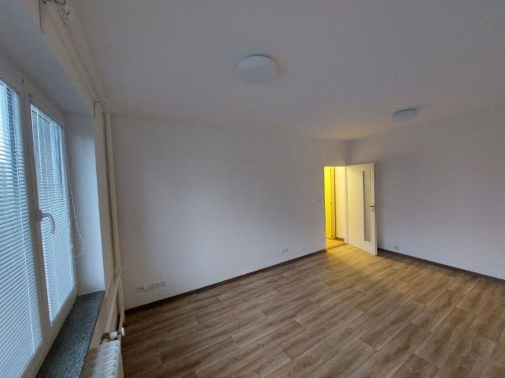 Prenájom bytu 1-izbový 43 m², Lužická, Brno, Jihomoravský kraj Prenájom bytu 1-izbový 43 m², Lužická, Brno, Jihomoravský kraj