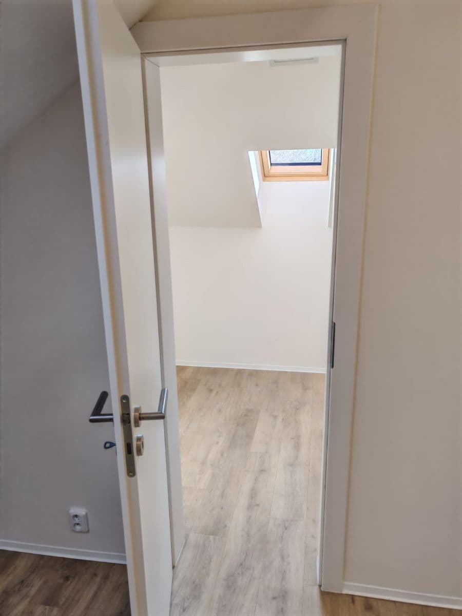 Prenájom bytu 2-izbový 67 m², U Vysočanského pivovaru, Praha, Praha Prenájom bytu 2-izbový 67 m², U Vysočanského pivovaru, Praha, Praha