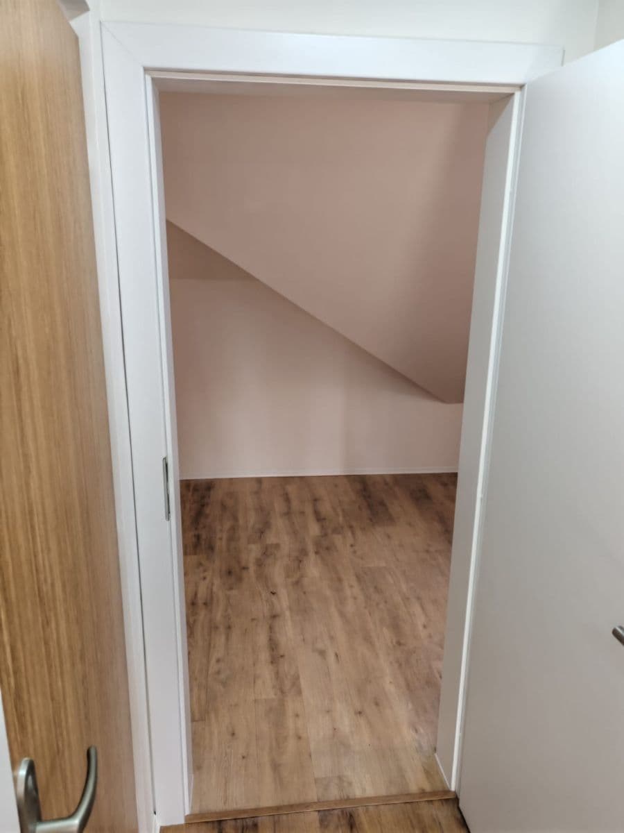 Prenájom bytu 2-izbový 67 m², U Vysočanského pivovaru, Praha, Praha Prenájom bytu 2-izbový 67 m², U Vysočanského pivovaru, Praha, Praha