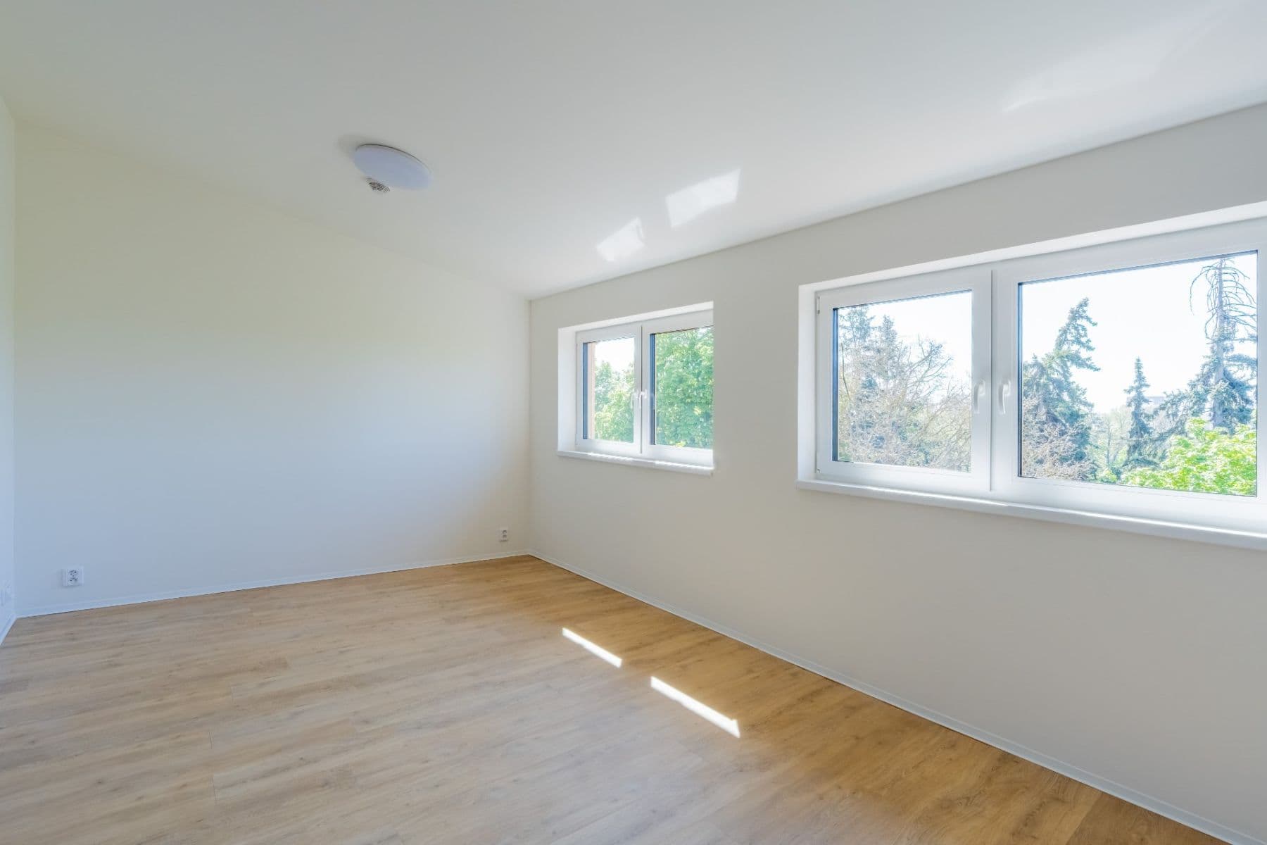 Prenájom bytu 2-izbový 67 m², U Vysočanského pivovaru, Praha, Praha Prenájom bytu 2-izbový 67 m², U Vysočanského pivovaru, Praha, Praha
