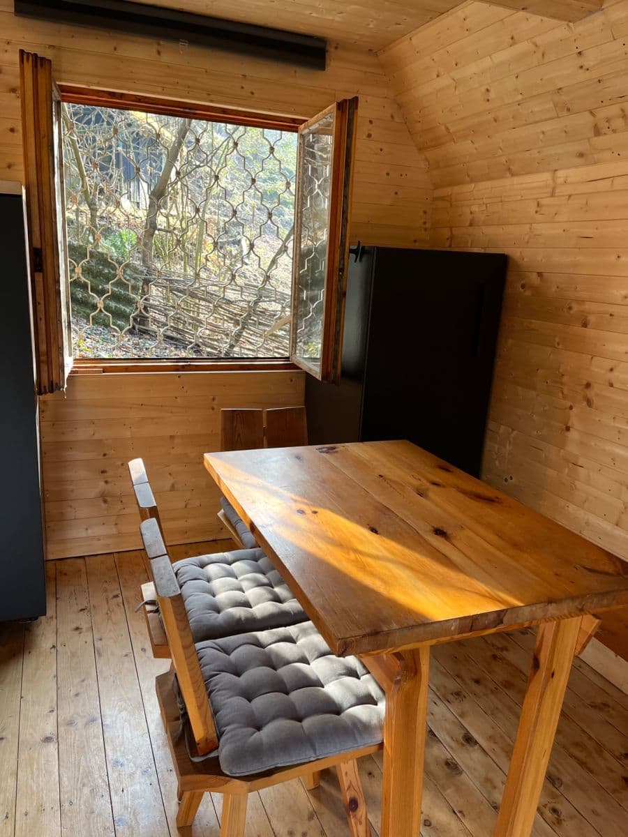 Predaj rekreačného objektu 56 m², pozemek 1.100 m², Nižbor, Středočeský kraj Predaj rekreačného objektu 56 m², pozemek 1.100 m², Nižbor, Středočeský kraj