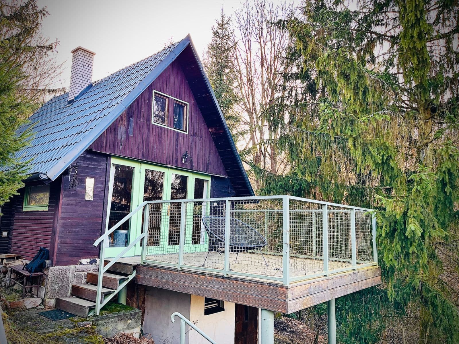 Predaj rekreačného objektu 56 m², pozemek 1.100 m², Nižbor, Středočeský kraj Predaj rekreačného objektu 56 m², pozemek 1.100 m², Nižbor, Středočeský kraj