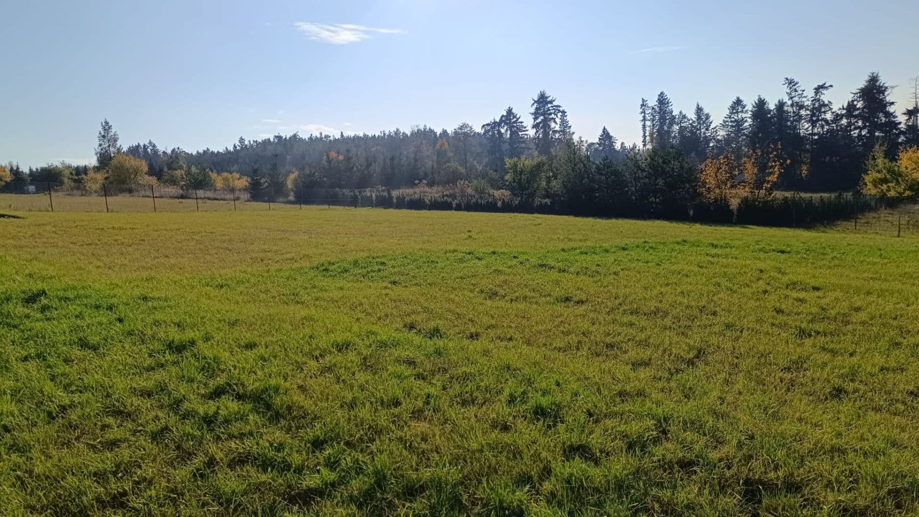 Predaj pozemku 1.649 m², Unhošť, Středočeský kraj Predaj pozemku 1.649 m², Unhošť, Středočeský kraj