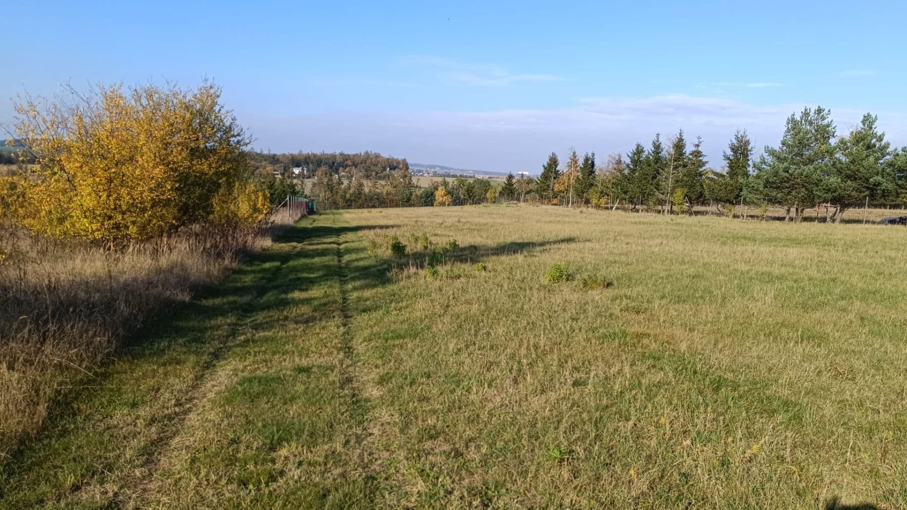 Predaj pozemku 1.649 m², Unhošť, Středočeský kraj Predaj pozemku 1.649 m², Unhošť, Středočeský kraj