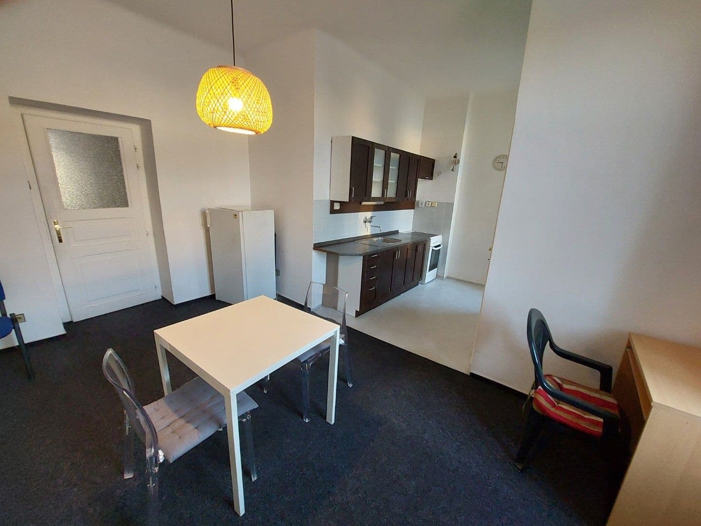 Prenájom bytu 3-izbový 82 m², Krátkého, Praha, Praha Prenájom bytu 3-izbový 82 m², Krátkého, Praha, Praha