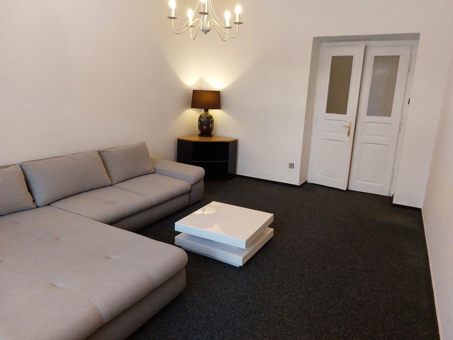 Prenájom bytu 3-izbový 82 m², Krátkého, Praha, Praha Prenájom bytu 3-izbový 82 m², Krátkého, Praha, Praha