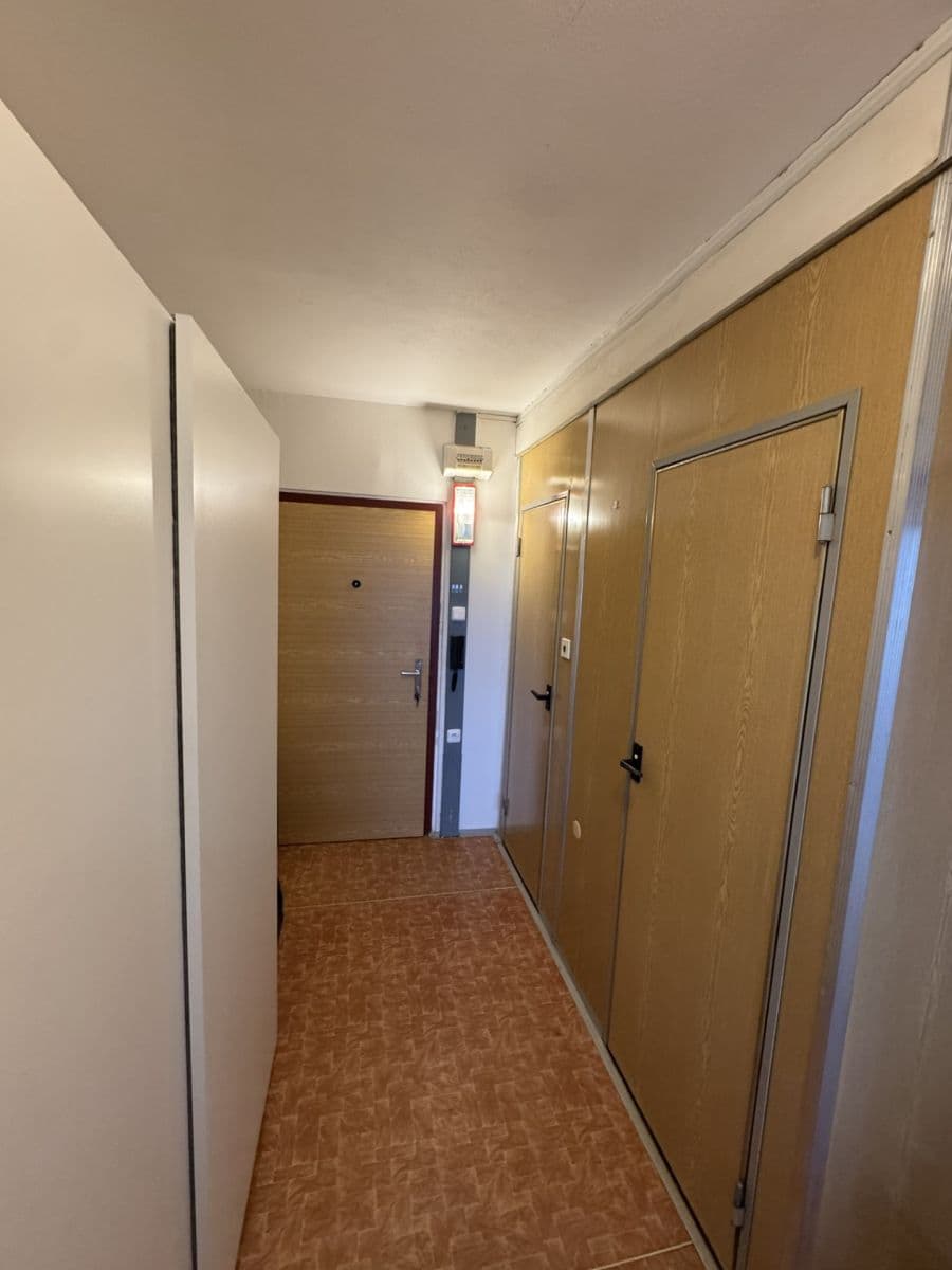 Prenájom bytu 2-izbový 42 m², Galandova, Praha, Praha Prenájom bytu 2-izbový 42 m², Galandova, Praha, Praha
