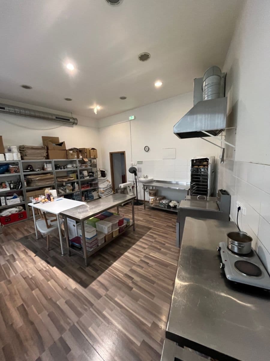 Prenájom nebytového priestoru 65 m², Spálená, Praha, Praha Prenájom nebytového priestoru 65 m², Spálená, Praha, Praha