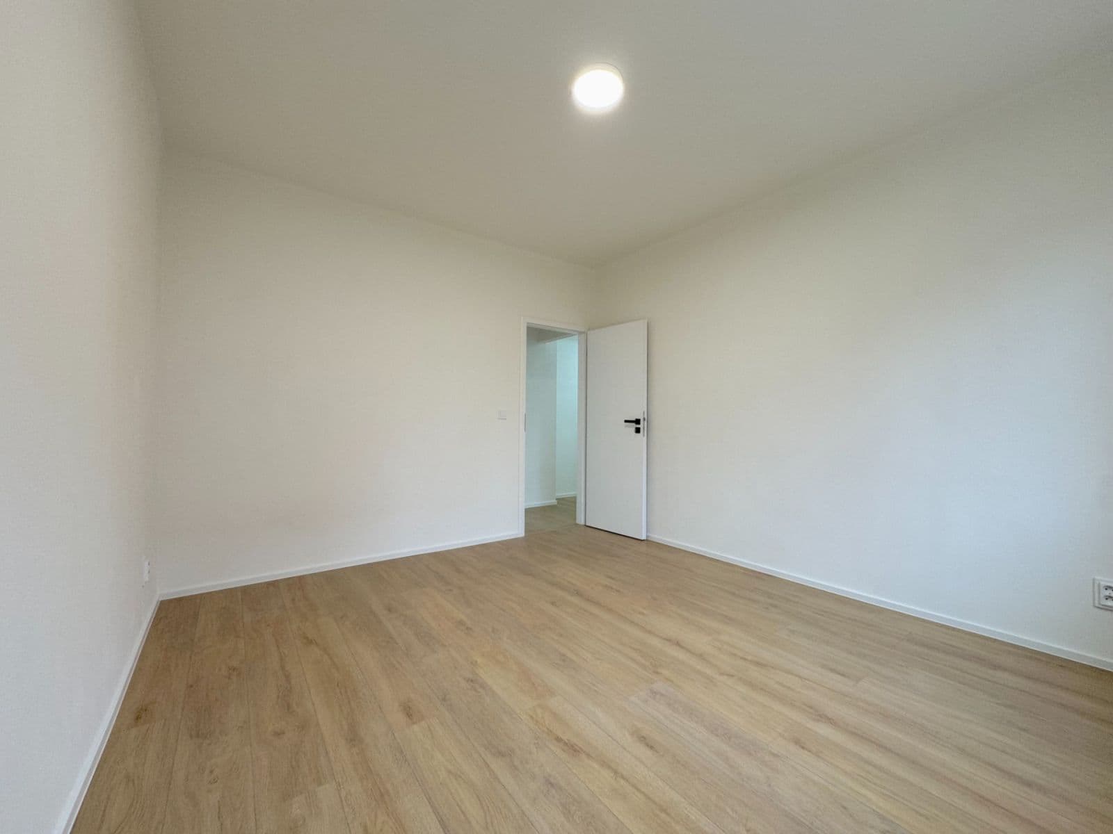 Predaj bytu 3-izbový 55 m², Dukelských hrdinů, Ústí nad Labem, Ústecký kraj Predaj bytu 3-izbový 55 m², Dukelských hrdinů, Ústí nad Labem, Ústecký kraj