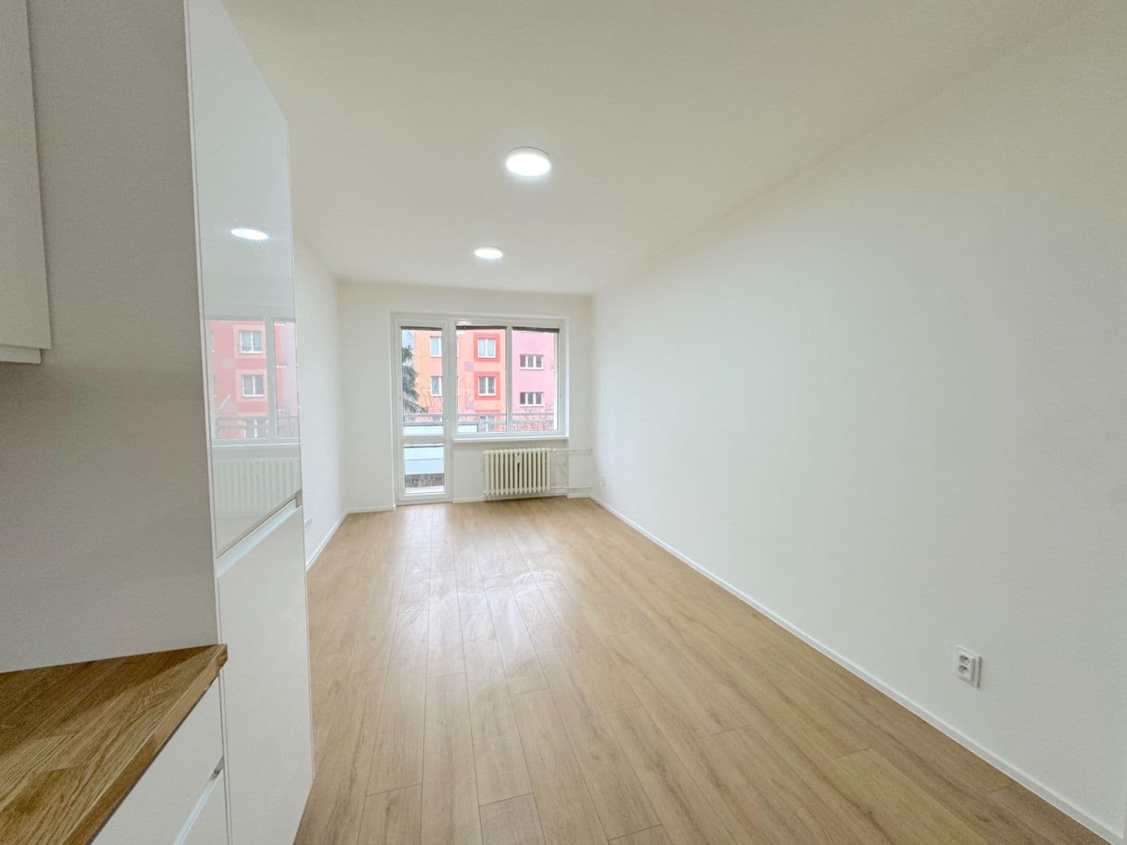 Predaj bytu 3-izbový 55 m², Dukelských hrdinů, Ústí nad Labem, Ústecký kraj Predaj bytu 3-izbový 55 m², Dukelských hrdinů, Ústí nad Labem, Ústecký kraj