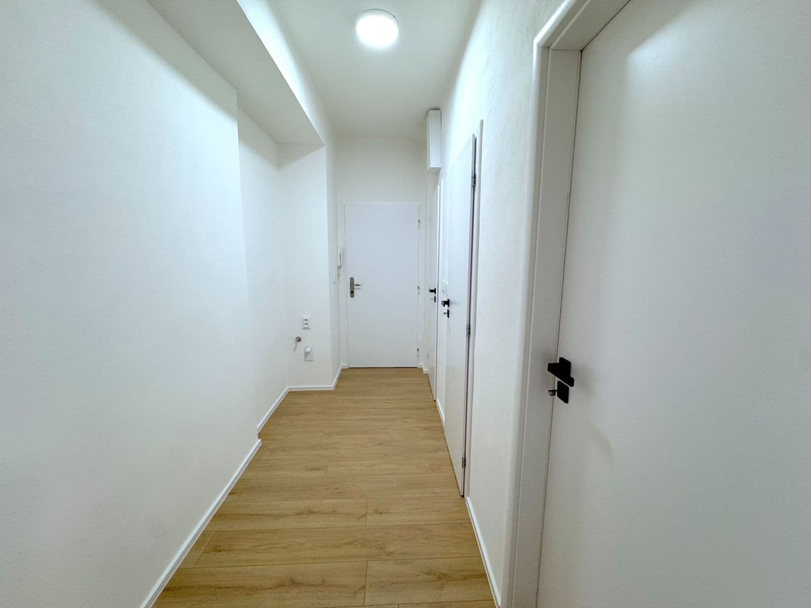 Predaj bytu 3-izbový 55 m², Dukelských hrdinů, Ústí nad Labem, Ústecký kraj Predaj bytu 3-izbový 55 m², Dukelských hrdinů, Ústí nad Labem, Ústecký kraj