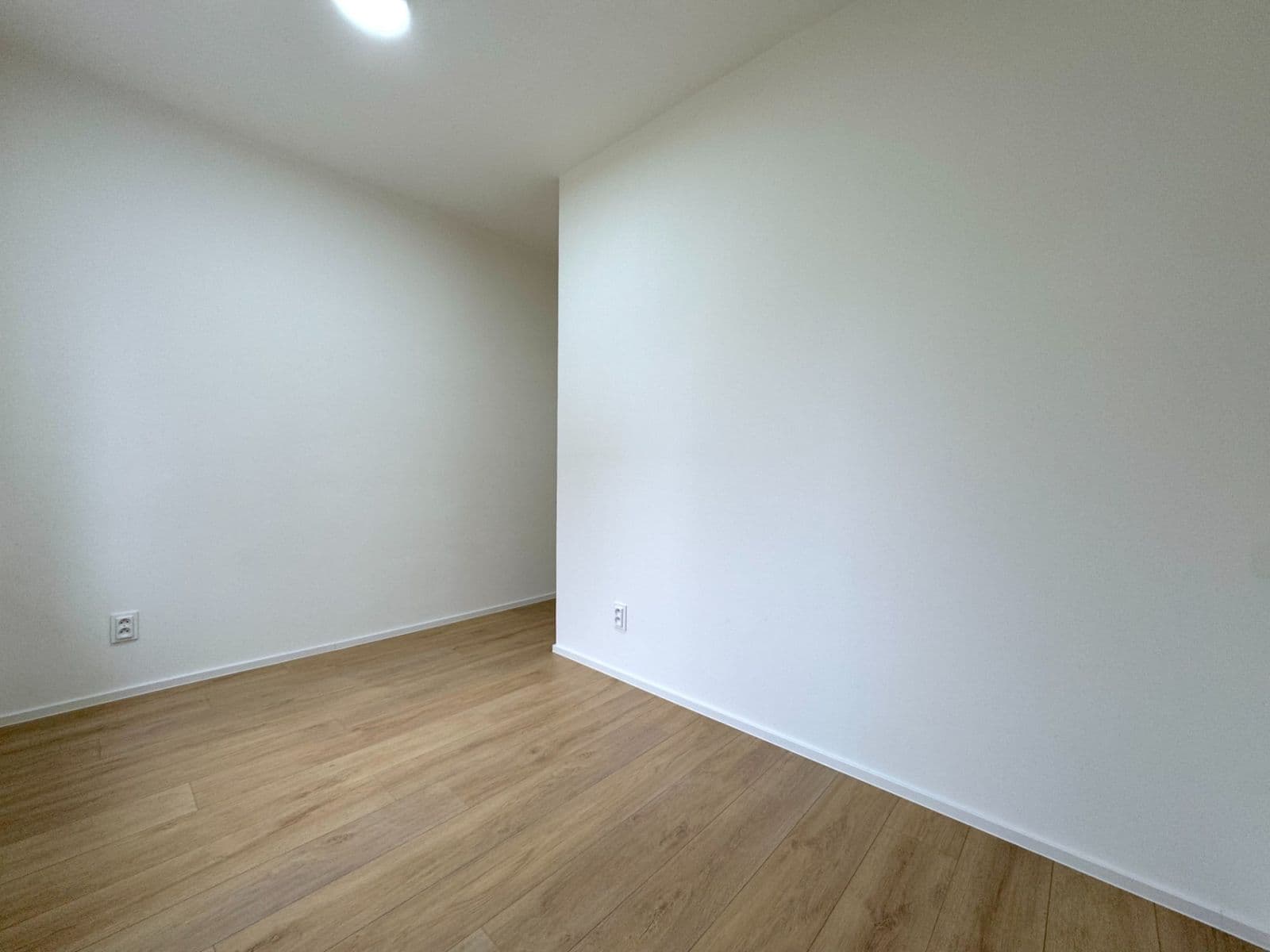 Predaj bytu 3-izbový 55 m², Dukelských hrdinů, Ústí nad Labem, Ústecký kraj Predaj bytu 3-izbový 55 m², Dukelských hrdinů, Ústí nad Labem, Ústecký kraj