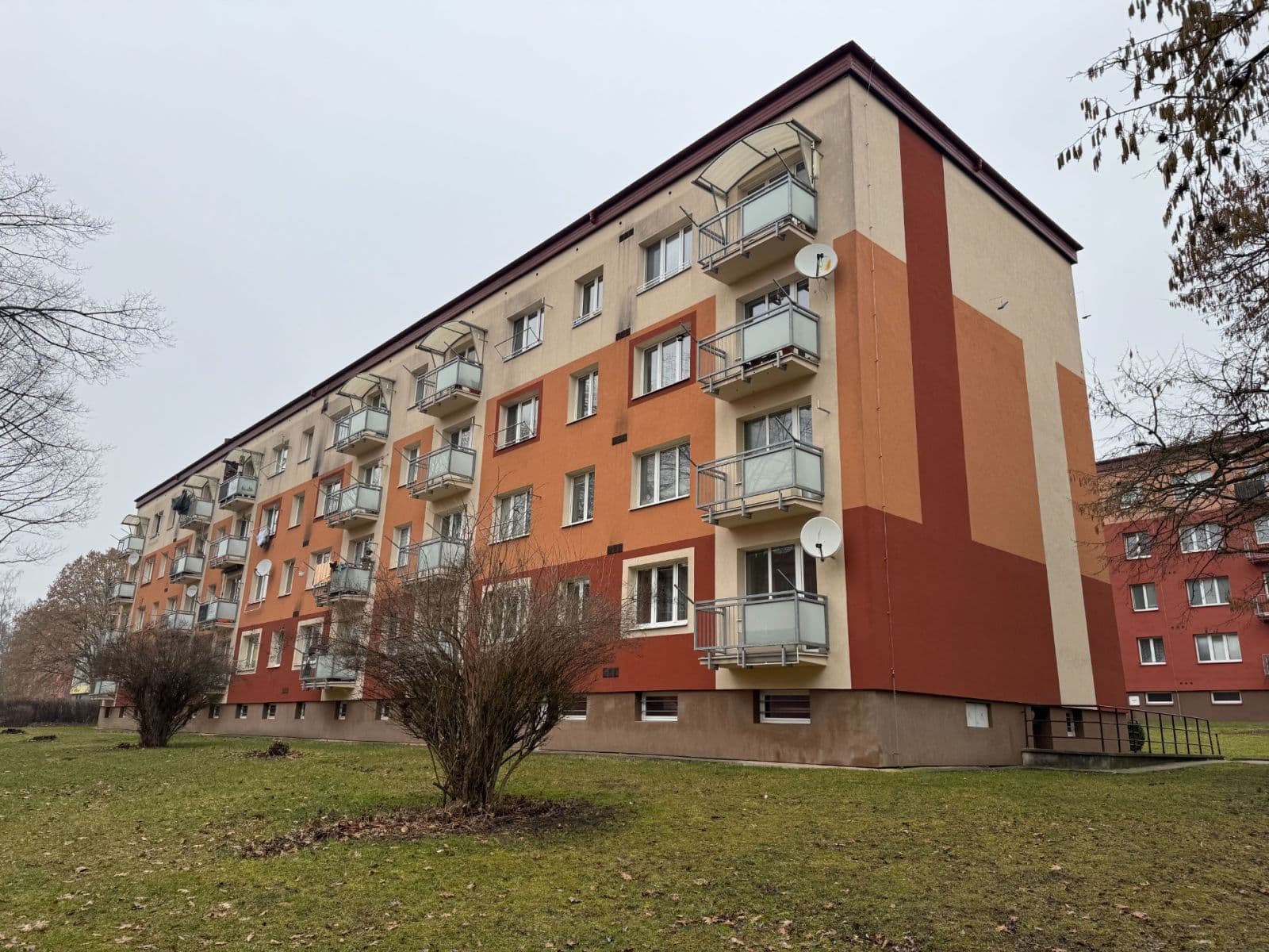Predaj bytu 3-izbový 55 m², Dukelských hrdinů, Ústí nad Labem, Ústecký kraj Predaj bytu 3-izbový 55 m², Dukelských hrdinů, Ústí nad Labem, Ústecký kraj