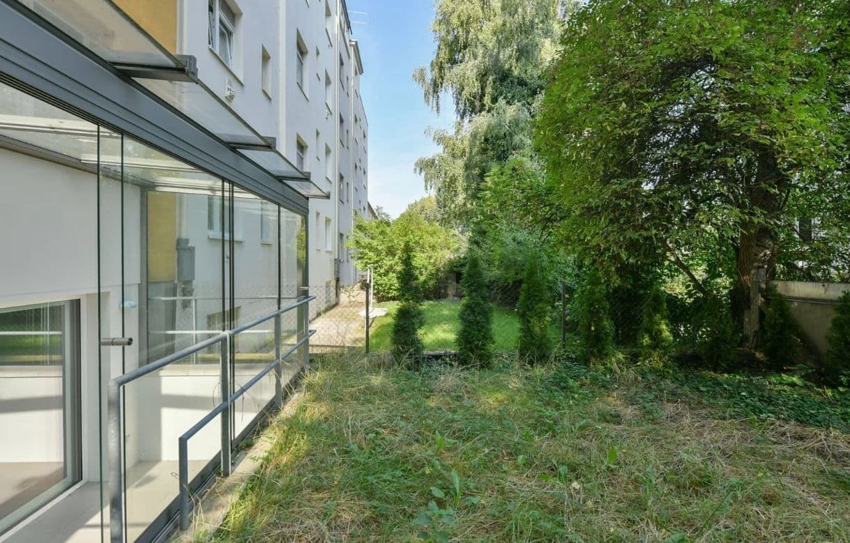 Prenájom bytu 1-izbový 26 m², Ve Struhách, Praha, Praha Prenájom bytu 1-izbový 26 m², Ve Struhách, Praha, Praha