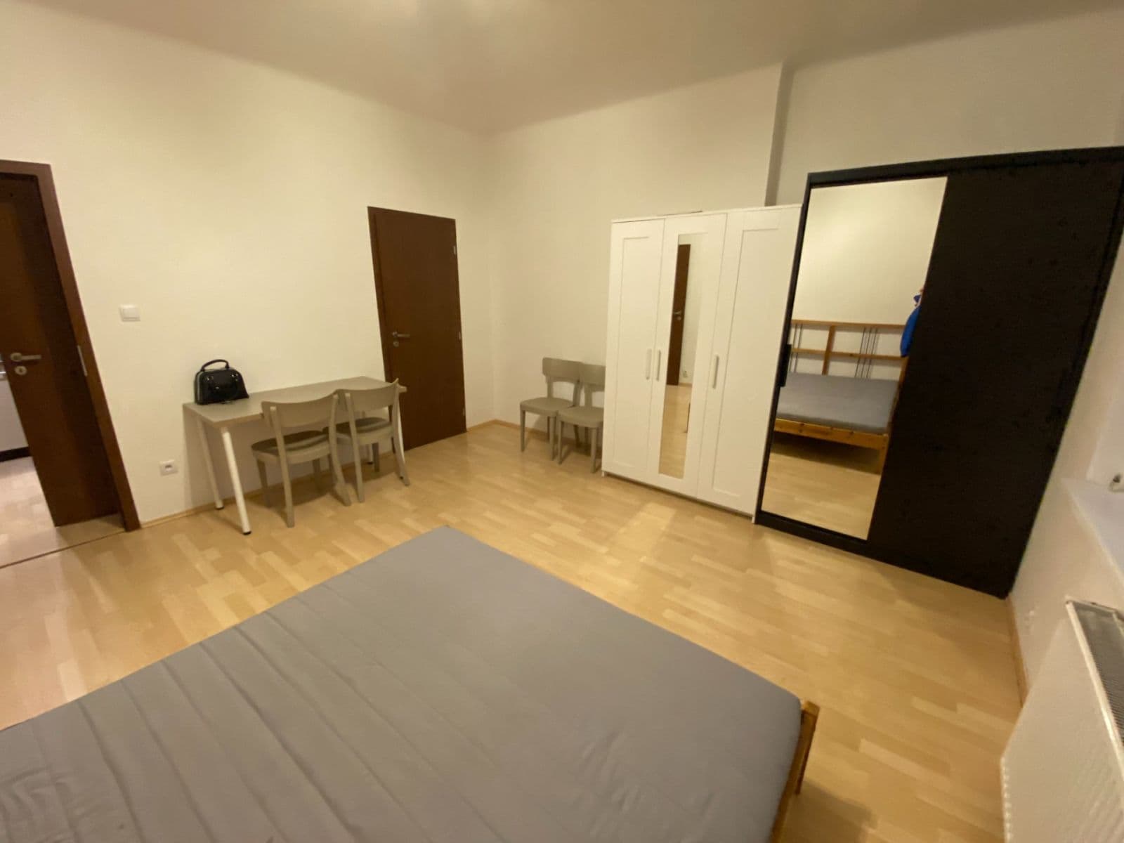 Prenájom bytu 1-izbový 27 m², Pod Školou, Praha, Praha Prenájom bytu 1-izbový 27 m², Pod Školou, Praha, Praha