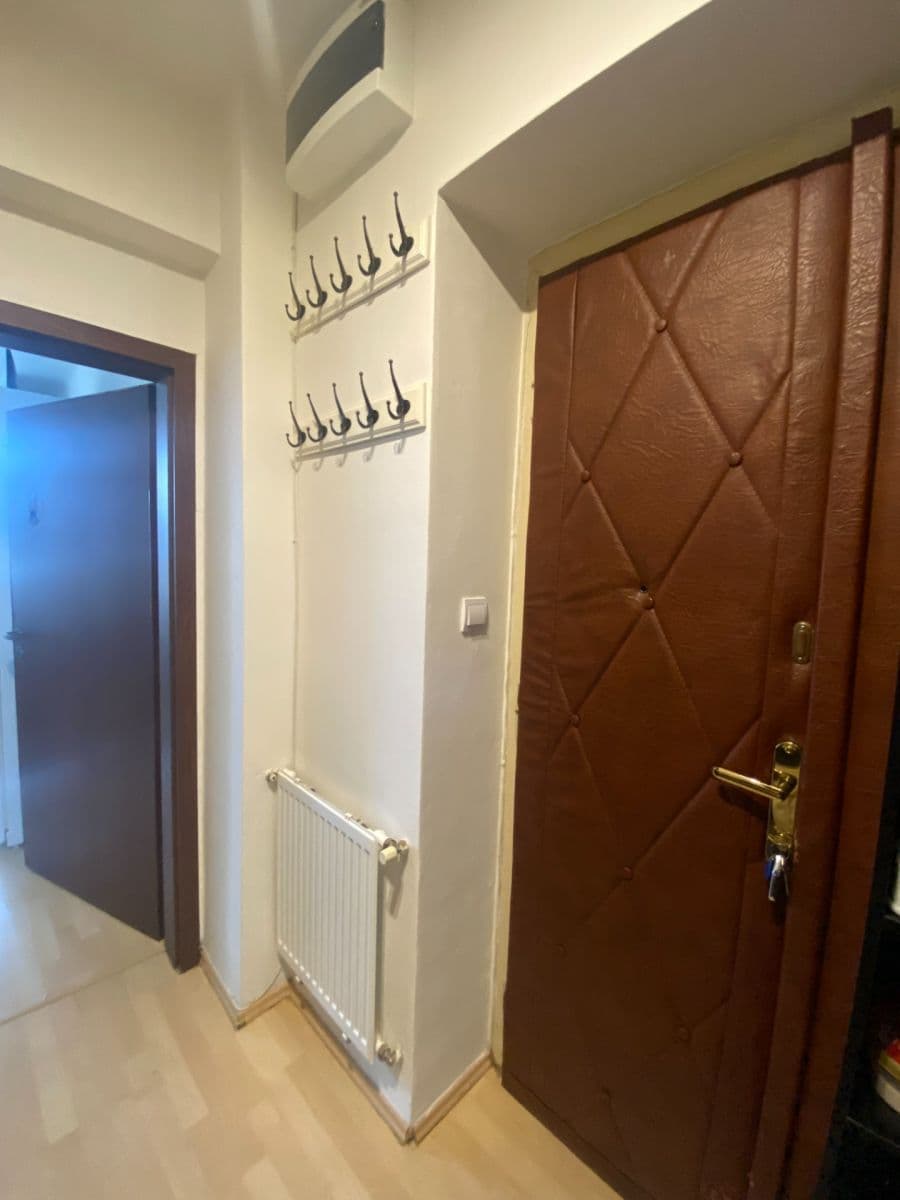 Prenájom bytu 1-izbový 27 m², Pod Školou, Praha, Praha Prenájom bytu 1-izbový 27 m², Pod Školou, Praha, Praha