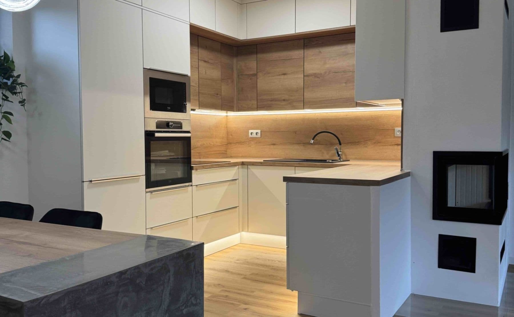 Predaj domu 216 m², pozemek 1.094 m², Výdušná, Ostrava, Moravskoslezský kraj Predaj domu 216 m², pozemek 1.094 m², Výdušná, Ostrava, Moravskoslezský kraj