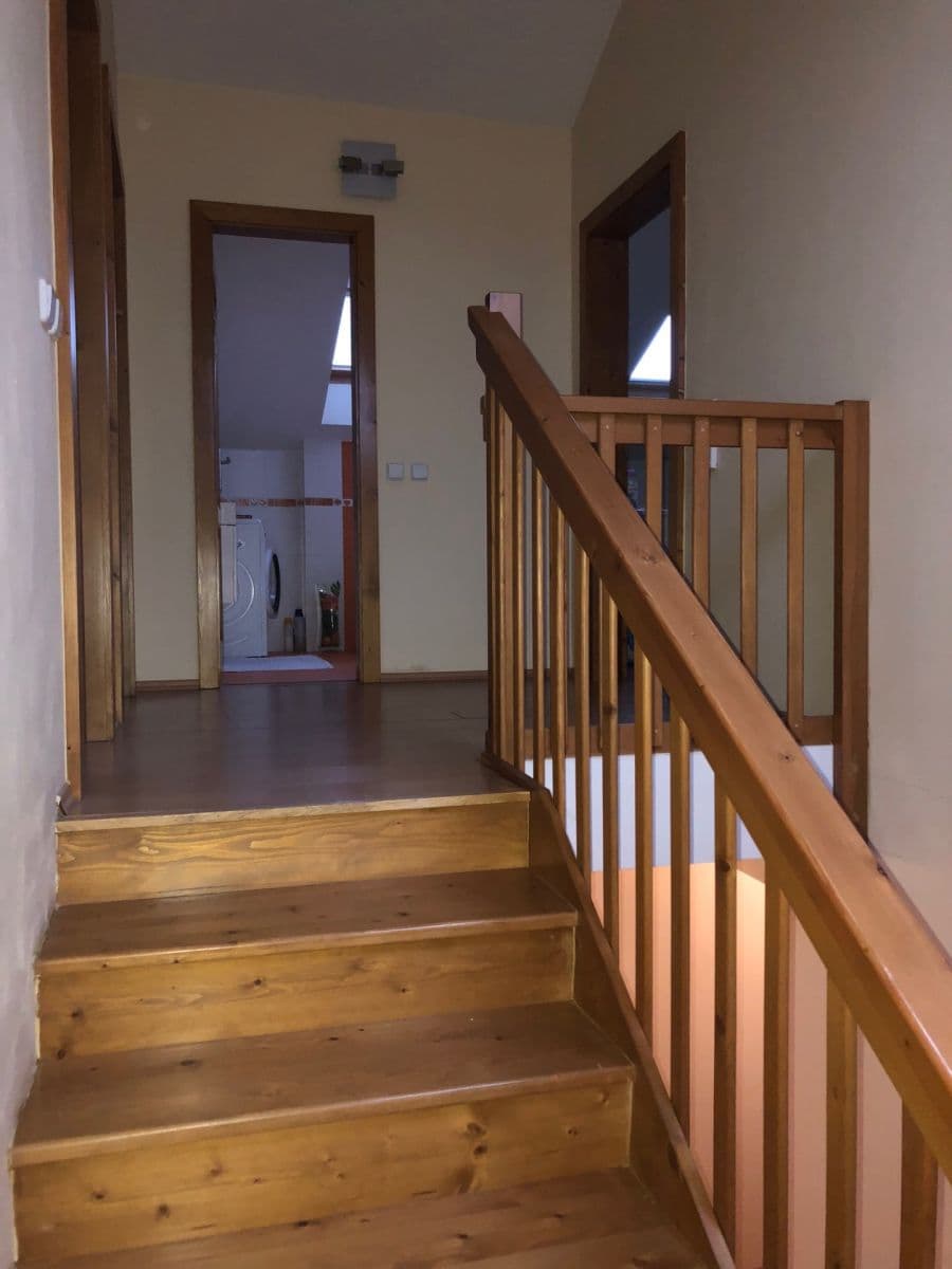 Predaj domu 240 m², pozemek 400 m², Listopadová, Praha, Praha Predaj domu 240 m², pozemek 400 m², Listopadová, Praha, Praha