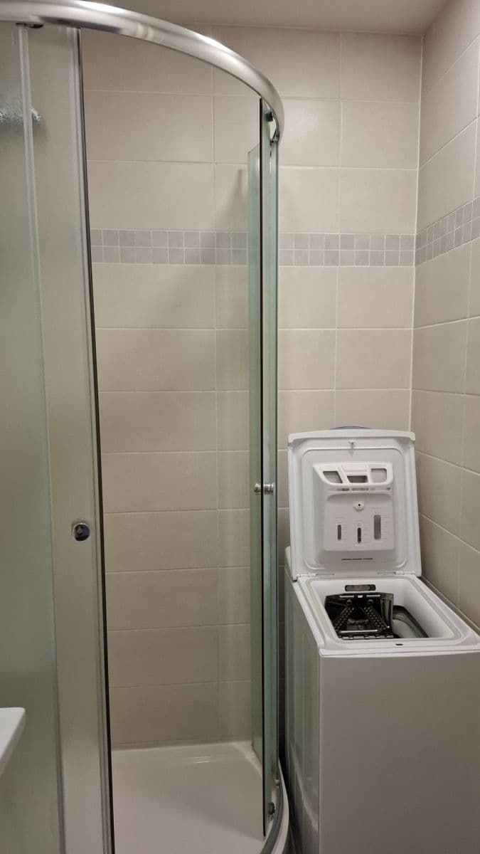 Prenájom bytu 2-izbový 54 m², Dr. Martínka, Ostrava, Moravskoslezský kraj Prenájom bytu 2-izbový 54 m², Dr. Martínka, Ostrava, Moravskoslezský kraj