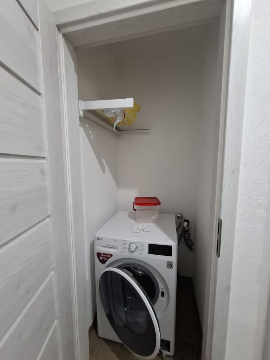 Prenájom bytu 2-izbový 51 m², Hornádska, Podunajské Biskupice, Bratislavský kraj Prenájom bytu 2-izbový 51 m², Hornádska, Podunajské Biskupice, Bratislavský kraj