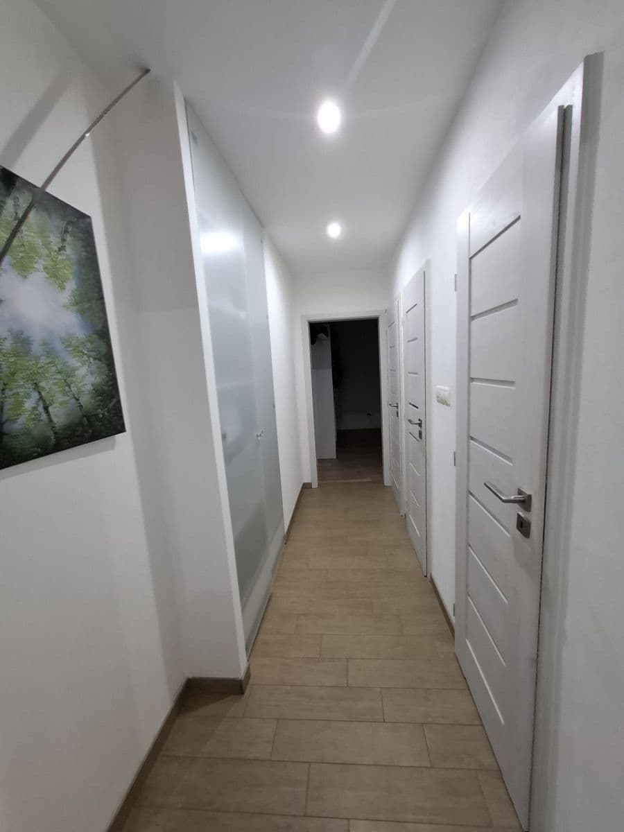 Prenájom bytu 2-izbový 51 m², Hornádska, Podunajské Biskupice, Bratislavský kraj Prenájom bytu 2-izbový 51 m², Hornádska, Podunajské Biskupice, Bratislavský kraj