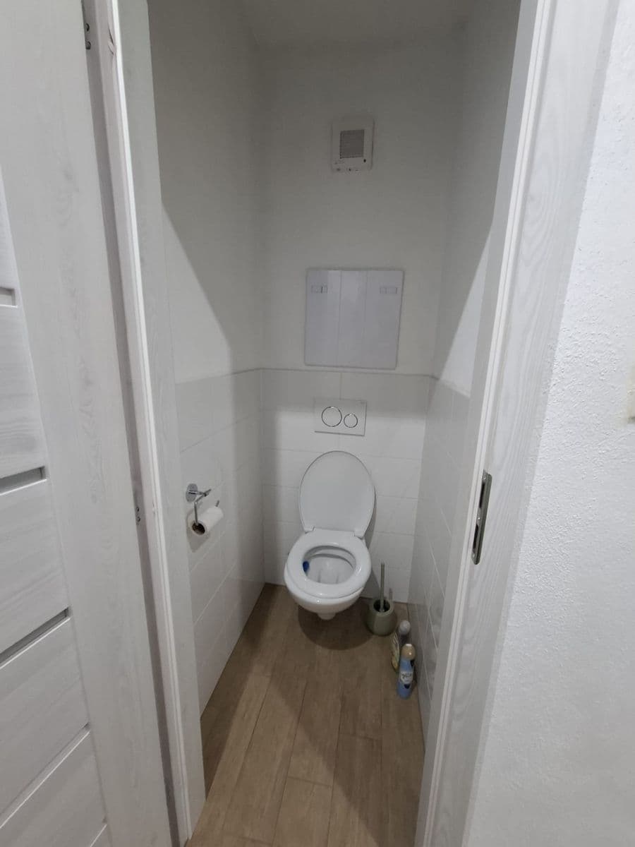 Prenájom bytu 2-izbový 51 m², Hornádska, Podunajské Biskupice, Bratislavský kraj Prenájom bytu 2-izbový 51 m², Hornádska, Podunajské Biskupice, Bratislavský kraj