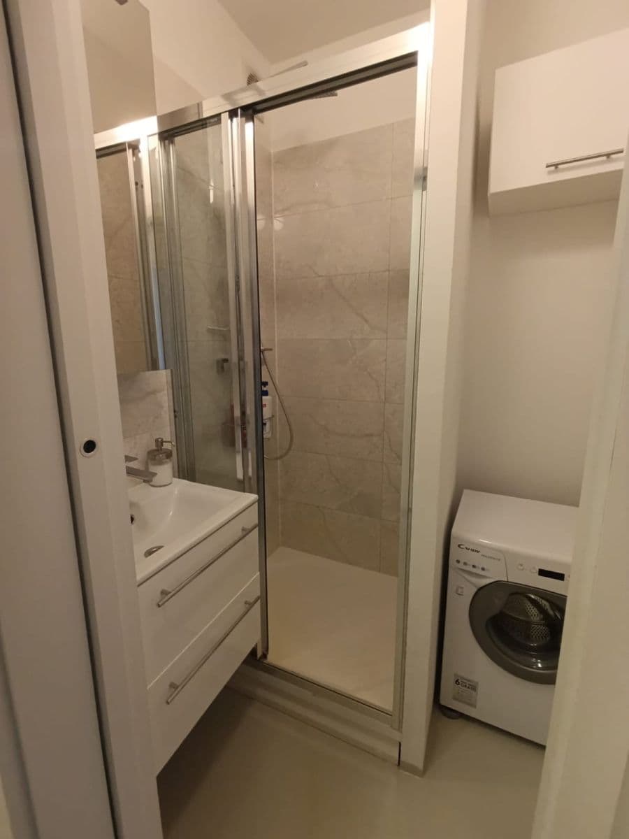 Prenájom bytu 2-izbový 44 m², Dětská, Praha, Praha Prenájom bytu 2-izbový 44 m², Dětská, Praha, Praha