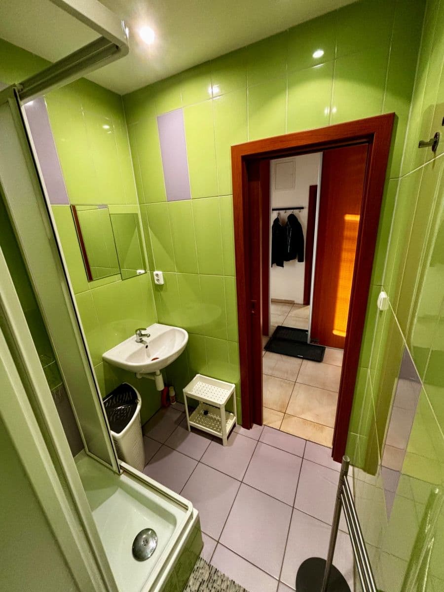 Prenájom bytu Garsoniéra 34 m², Sokolovská, Plzeň, Plzeňský kraj Prenájom bytu Garsoniéra 34 m², Sokolovská, Plzeň, Plzeňský kraj