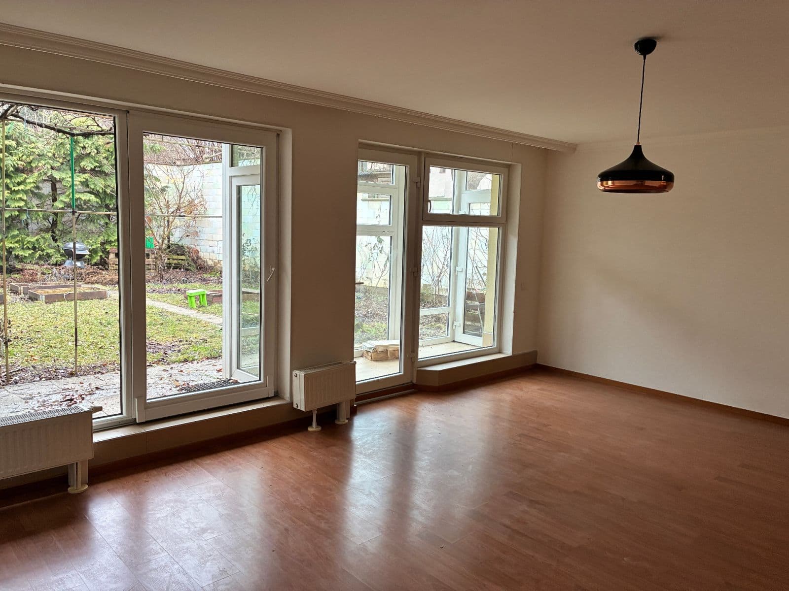 Prenájom bytu 3-izbový 92 m², Hrušovanské náměstí, Praha, Praha Prenájom bytu 3-izbový 92 m², Hrušovanské náměstí, Praha, Praha