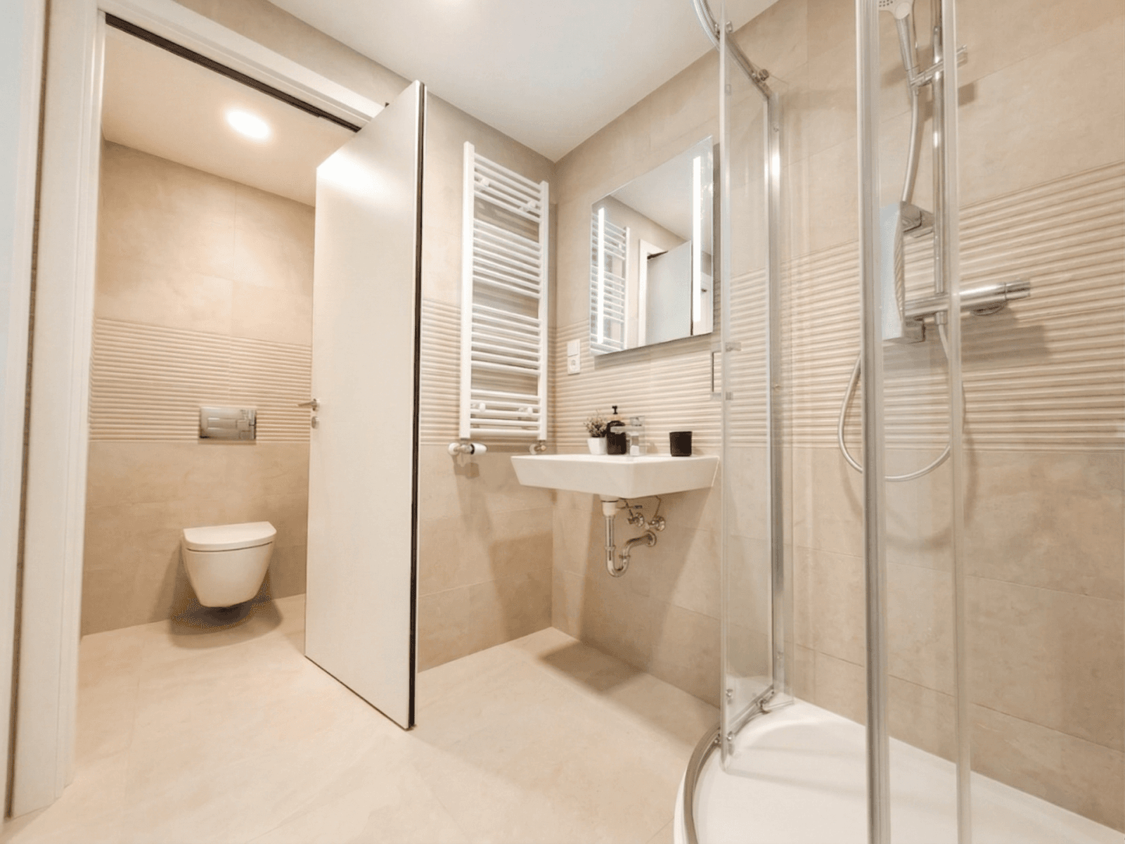 Prenájom bytu 1-izbový 33 m², Poděbradská, Praha, Praha Prenájom bytu 1-izbový 33 m², Poděbradská, Praha, Praha