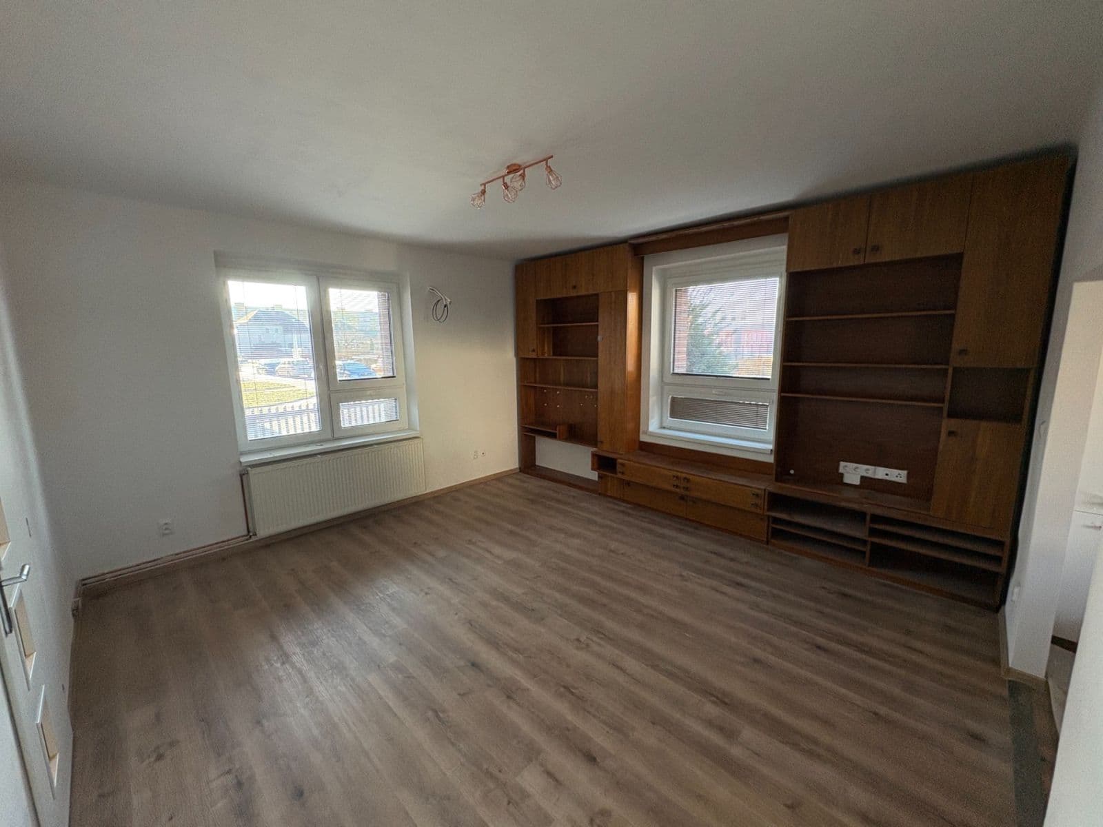 Prenájom bytu 3-izbový 125 m², Na Zavadilce, Jaroměř, Královéhradecký kraj Prenájom bytu 3-izbový 125 m², Na Zavadilce, Jaroměř, Královéhradecký kraj