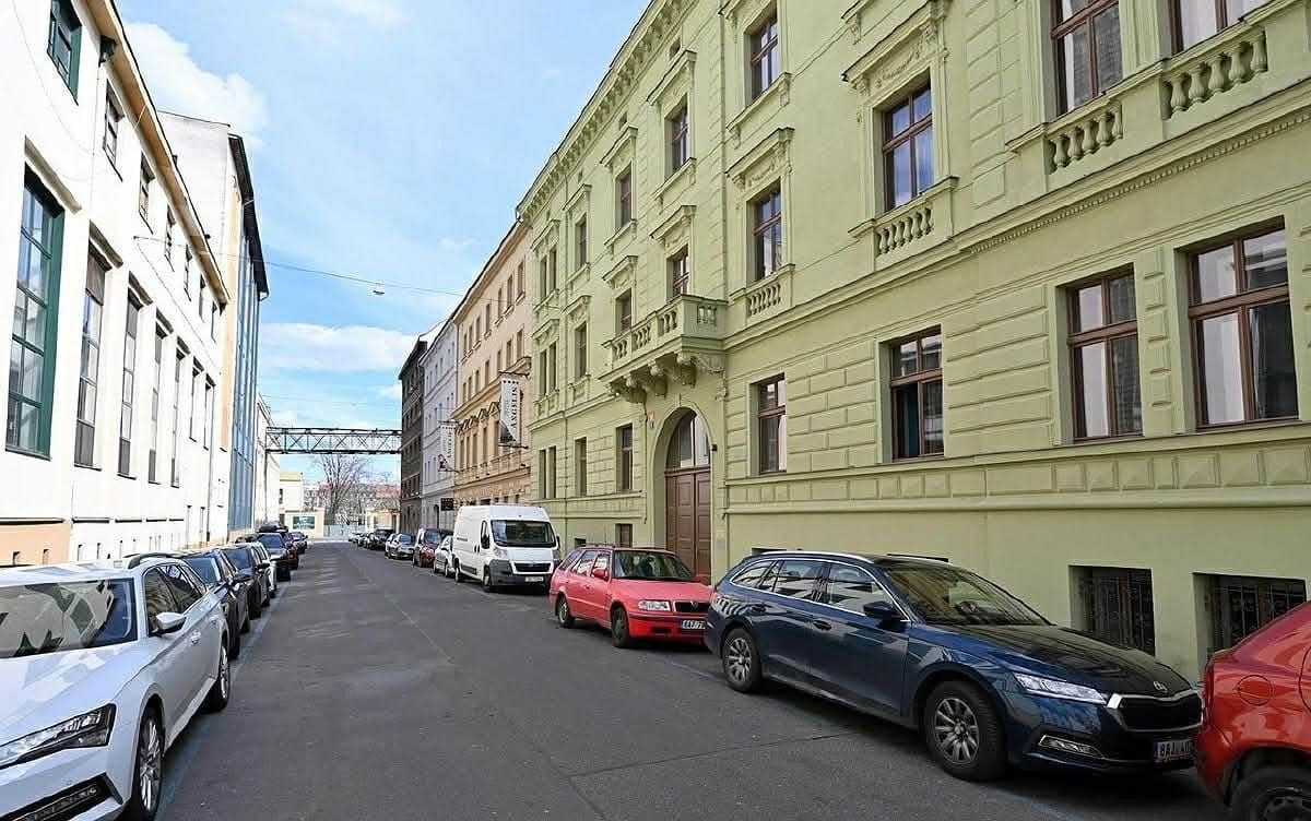 Prenájom bytu 1-izbový 56 m², Pivovarská, Praha, Praha Prenájom bytu 1-izbový 56 m², Pivovarská, Praha, Praha
