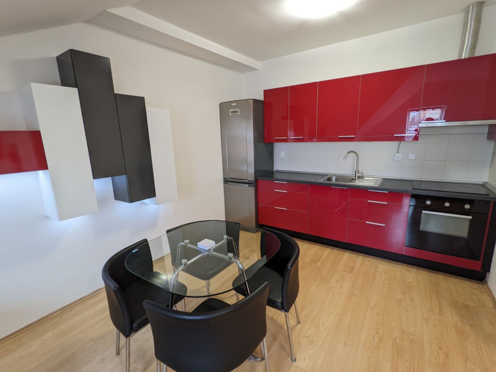 Prenájom bytu 2-izbový 62 m², Na Lávce, Praha, Praha Prenájom bytu 2-izbový 62 m², Na Lávce, Praha, Praha