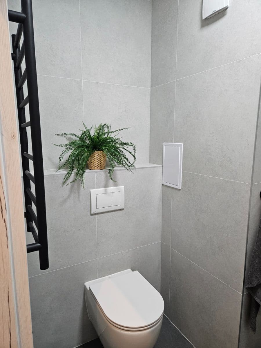 Prenájom bytu 2-izbový 46 m², Lobezská, Plzeň, Plzeňský kraj Prenájom bytu 2-izbový 46 m², Lobezská, Plzeň, Plzeňský kraj