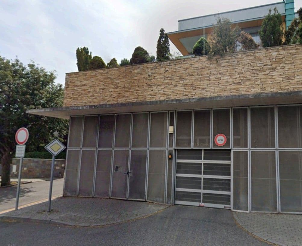 Predaj garáže 13 m², Táborská, Černošice, Středočeský kraj Predaj garáže 13 m², Táborská, Černošice, Středočeský kraj