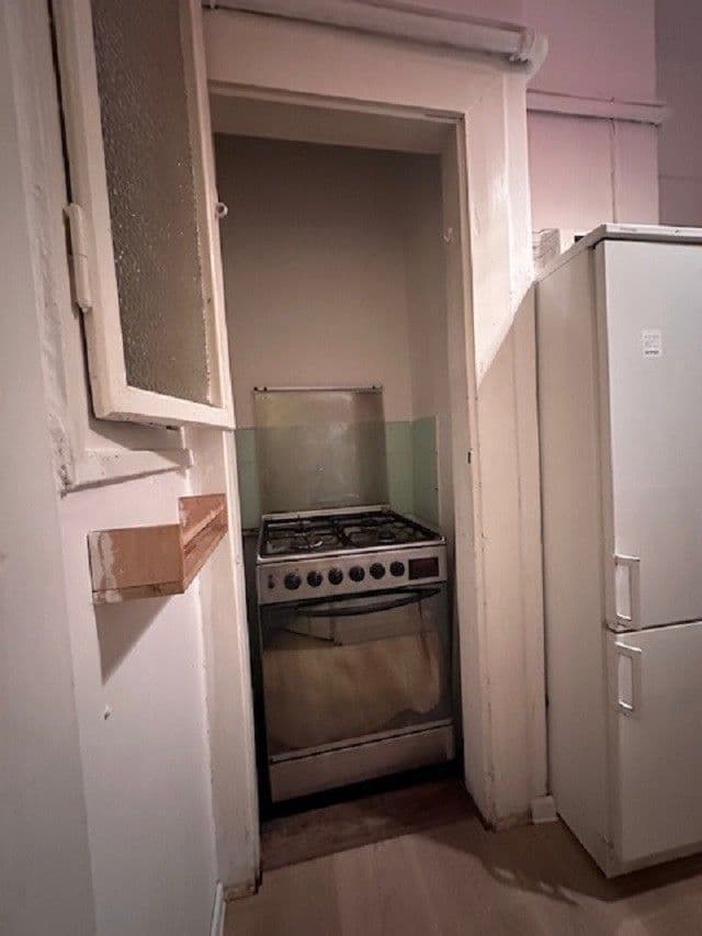 Prenájom bytu 2-izbový 45 m², Holandská, Praha, Praha Prenájom bytu 2-izbový 45 m², Holandská, Praha, Praha